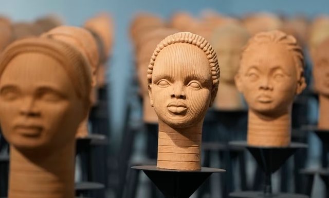 Exhibition dedicated to girls kidnapped by Boko Haram