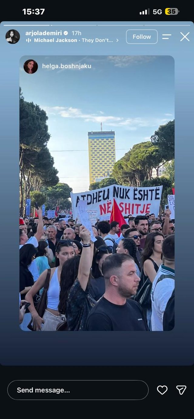 Skenar&euml;t e Erion Veliajt n&euml; protest&euml;n p&euml;r Zv&euml;rnecin